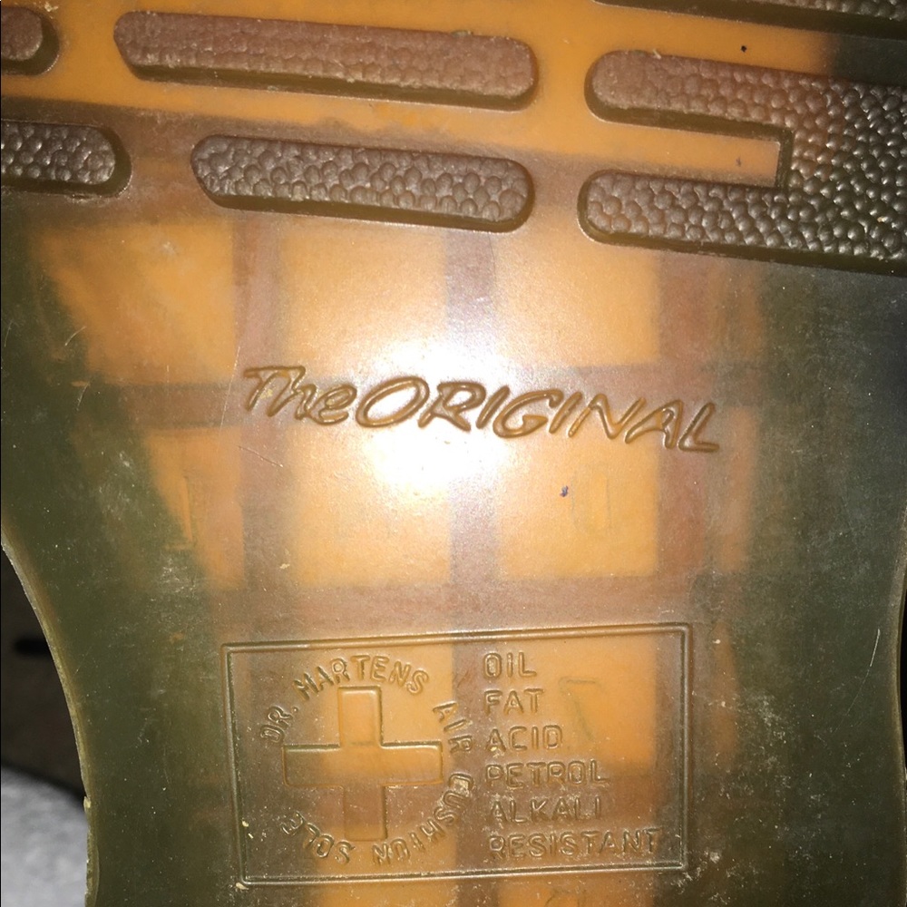Dr martens boots - Picture 2 of 3